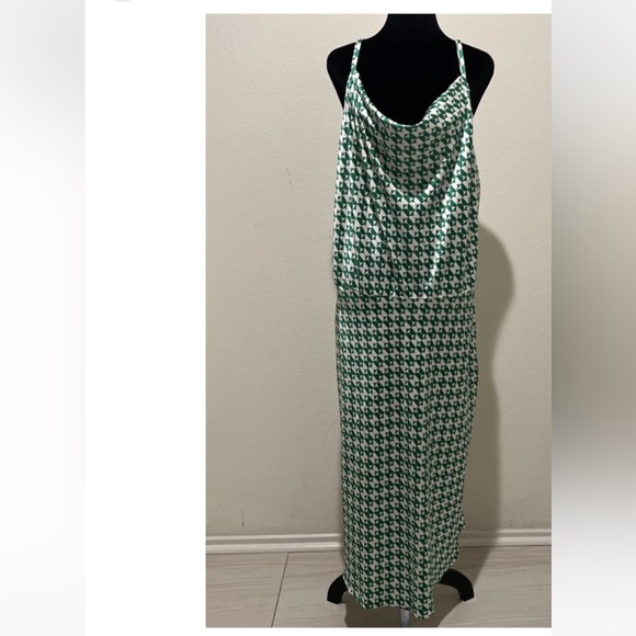 Ava & Viv sleeveless green geometric dress size 3X - Picture 8 of 10